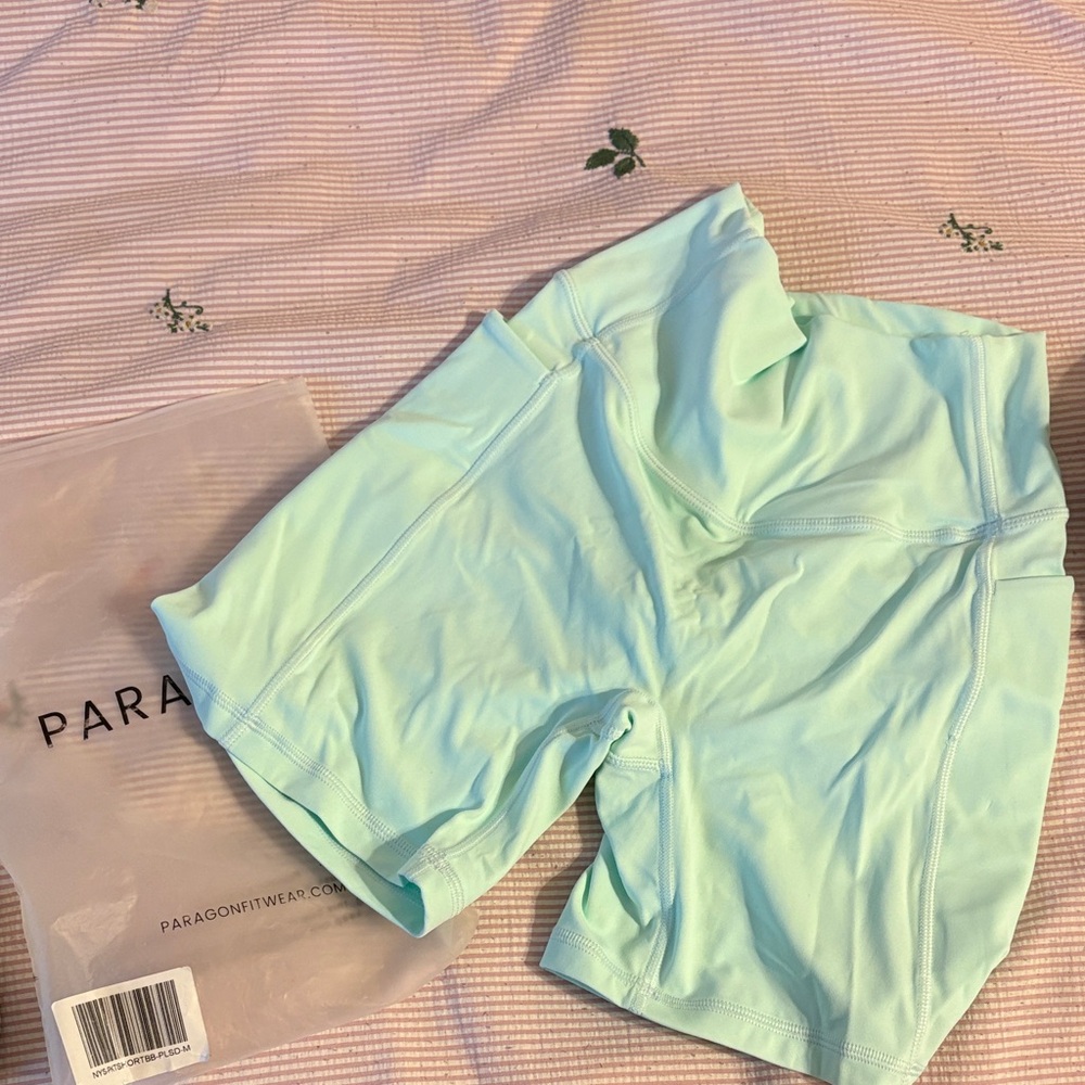 Paragon Light Green Fitness Apparel - Picture 3 of 4
